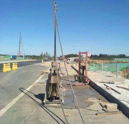 无极公路高聚物注浆加固